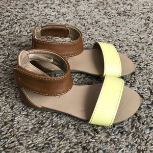 Adorable Yellow and Brown Sandal